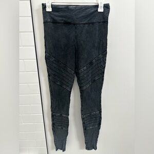 Mossimo Supply Co. Gray Leggings
